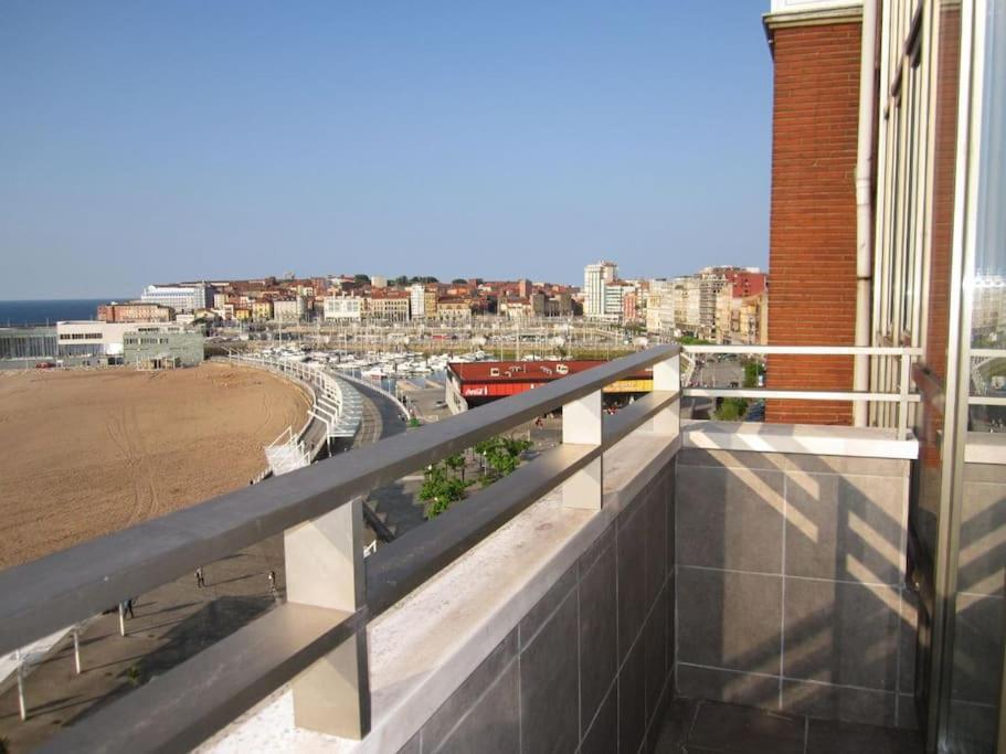 Sunshine Beach Gijón Exteriör bild